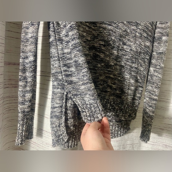 Mudd Black and Gray Crew Neck Sweater Soft Knit - Picture 3 of 7